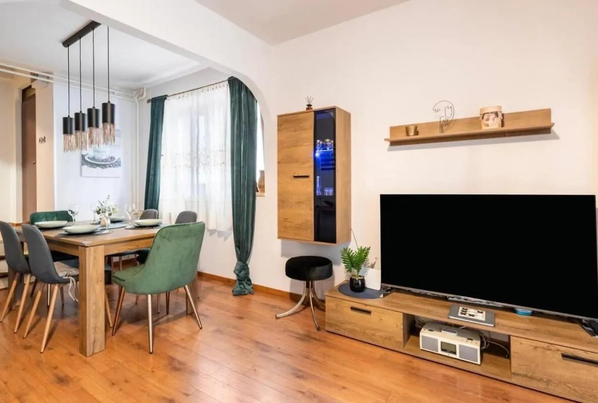 פורץ Lux Apartment Barbara 0*,